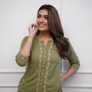 A line Kurta Pant Set With Embroidery