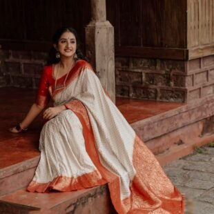 ✨ SOFT LICHI SILK SAREE-WHITE ✨