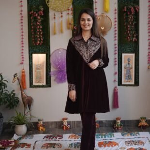 ❤️ Winter Special Velvet Designer Kurta–Plazzo Set ❤️ - Purple