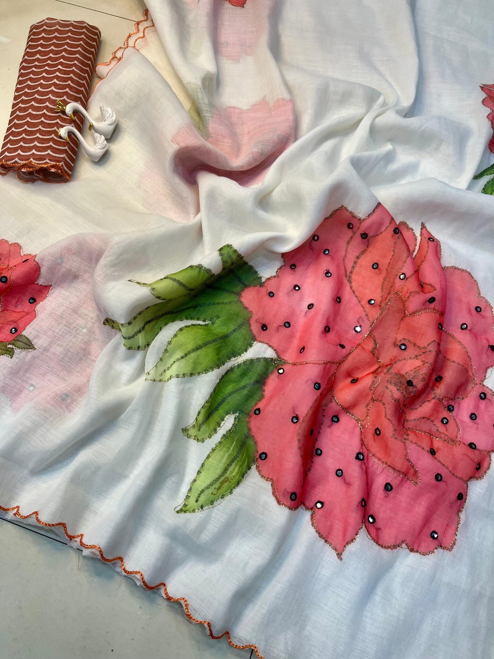 WhatsApp Image 2025-12-02 at 5.45.55 PM (1)